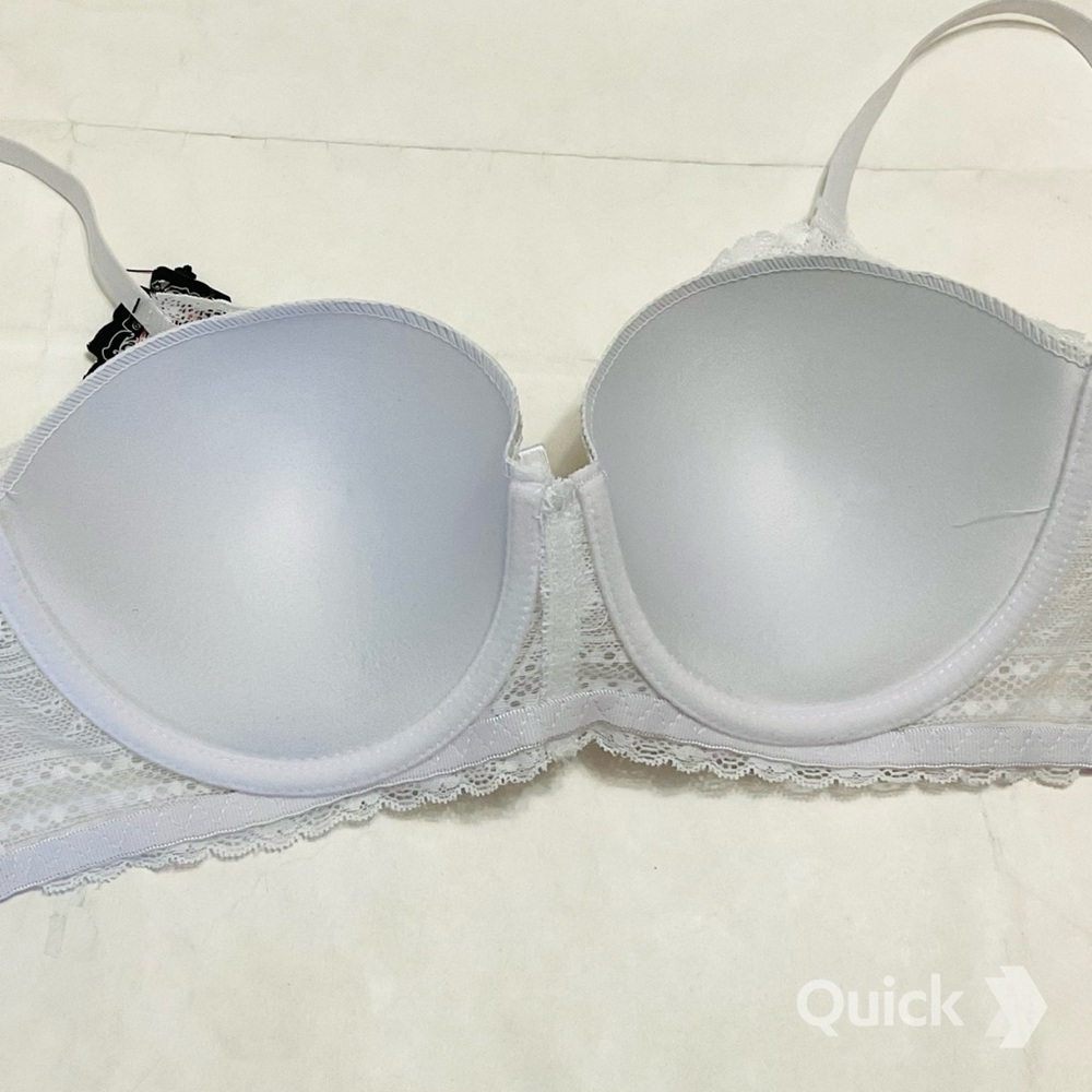 34D - NWT 4 pc Lace Contour Bras - Picture 9 of 9